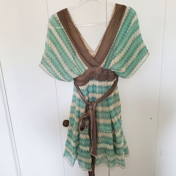 Development by Erica Davies silk dress double V back front green 6 - Picture 2 of 6